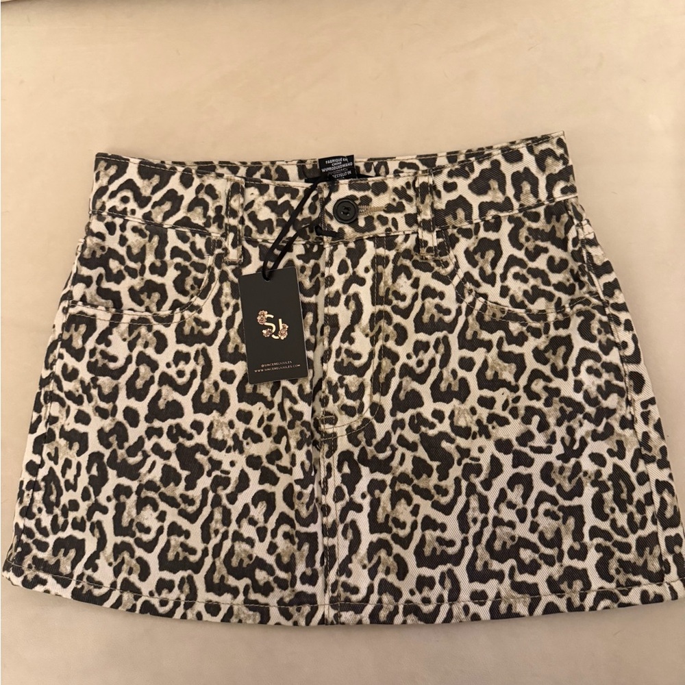 NWT Sincerely Jules XS Leopard Print Mini Skirt